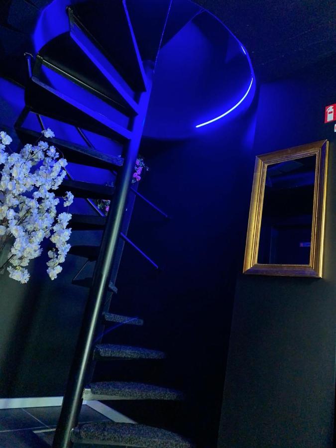 אנטוורפן Luxury Suites מראה חיצוני תמונה